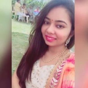 Meet your Posher, Dhara